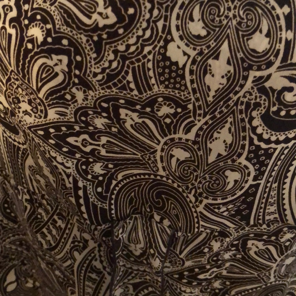 Paisley Tank Top in Brown and White! Size L - Picture 6 of 6